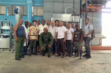 Kundendienst für die Installation von Maschinen