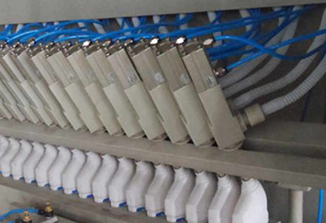 kundenspezifische Fülldüsen.jpg