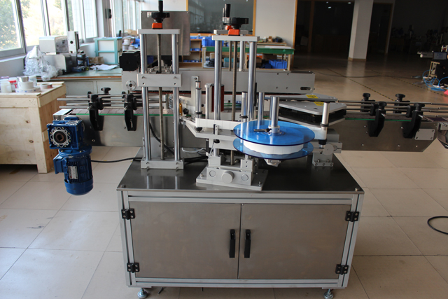 Doppelseitiger Etikettierer (2).JPG