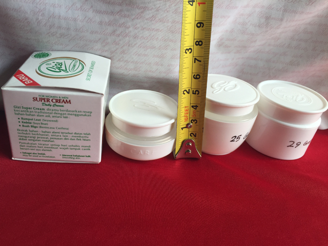 Ausrüstung zum Verschließen von Gläsern.jpg