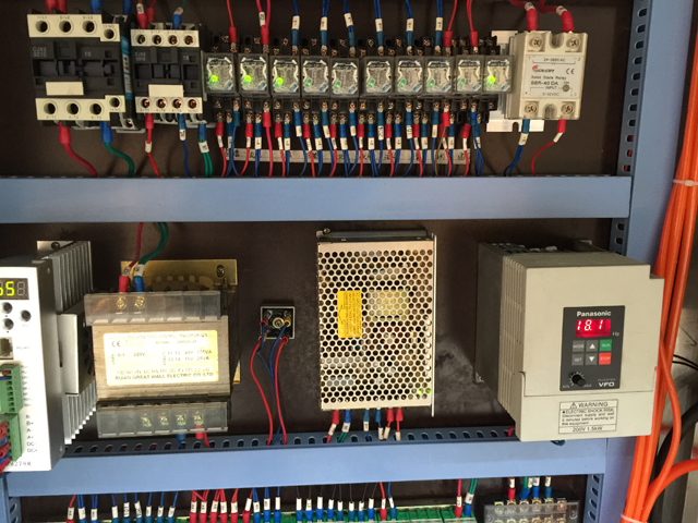 wire board for filler sealer equipment Tubenfüller/-versiegeler.jpg