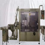 Automatische Inline-Vakuum-Verschließmaschine für Glasgefäße mit Metalldetektor