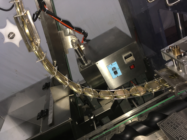 CAPS Fütterungssystem automatisch.jpg