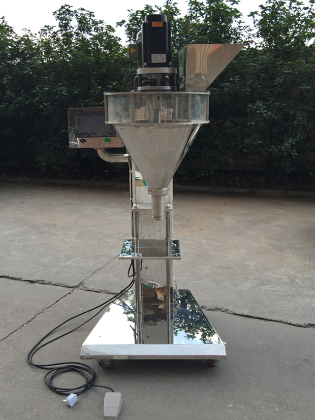 main body of auger filling machine Schneckenfüller Mehlfabrik.jpg