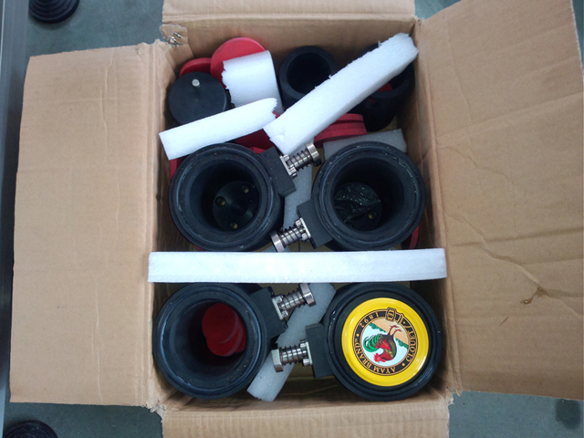 Verschließköpfe für verschiedene Flaschenformen.jpg