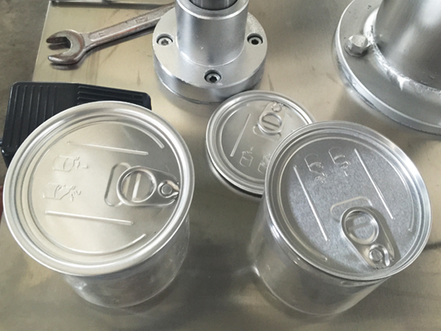 Verschließmaschine für Metalldosen.jpg