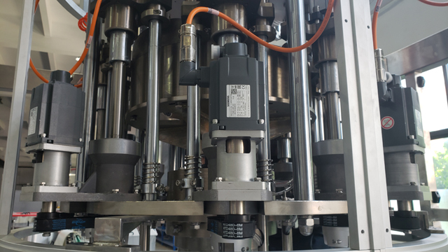 8 Kopf Schraubverschluss.jpg