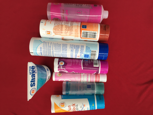 4 tubes in a row sealing samples Tubenversiegelung 4 in einer Reihe.jpg