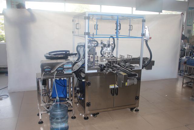 Füller/Verschließer