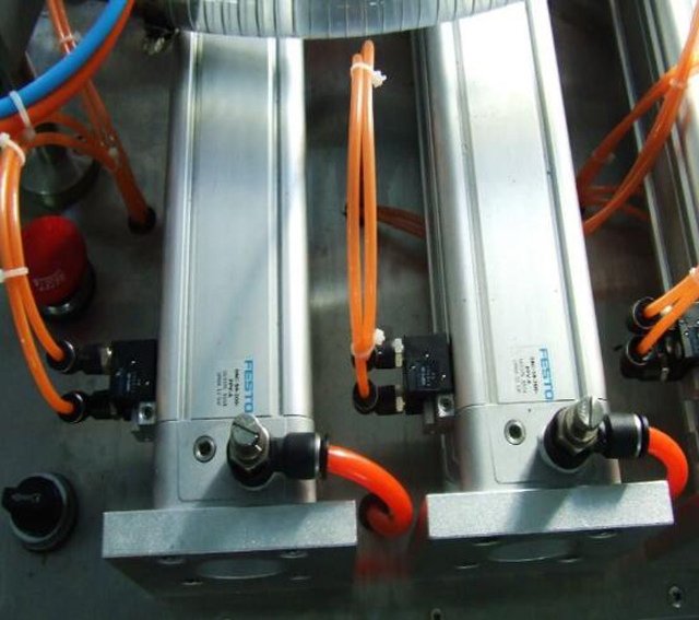 Bilder für Abfüllmaschinen schließen.jpg