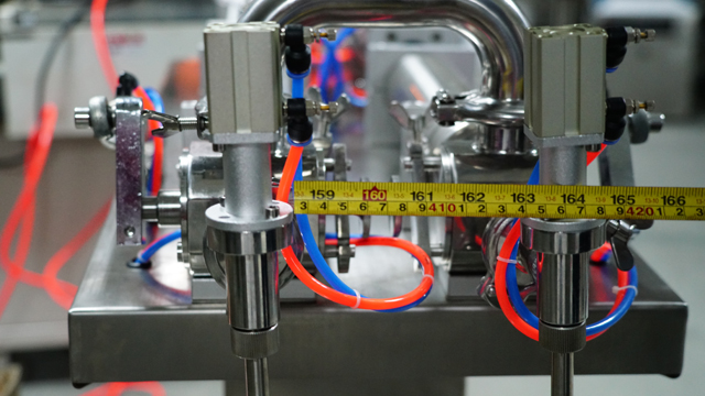 stainless steel connection part for whole filling machines Füllmaschine mit SS Steel.jpg