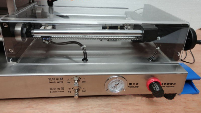 pneumatic part from cream filling machine Nahaufnahme für doppelseitige Trichtermaschine jam.jpg