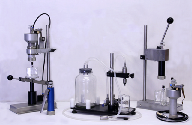 Crimpmaschinen für Glasflaschen.jpg