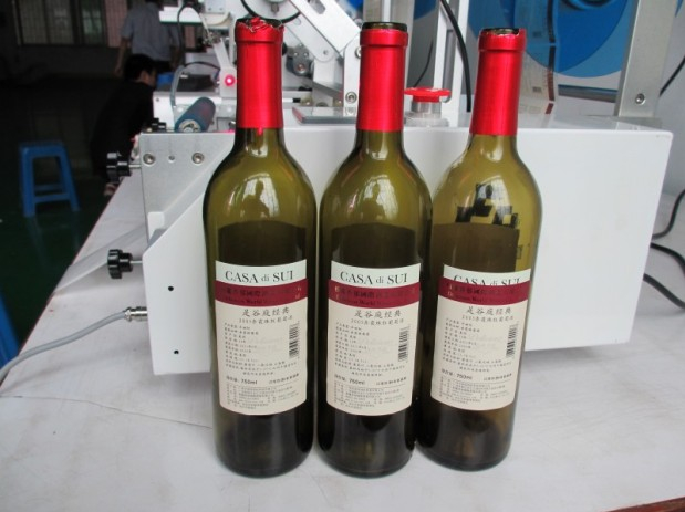 red wine bottles Flaschen Rotwein.jpg