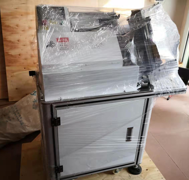 Verpackung in Holzkisten (1).jpg