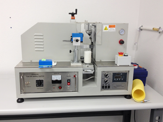 Ultraschall-Versiegelungsgerät.jpg